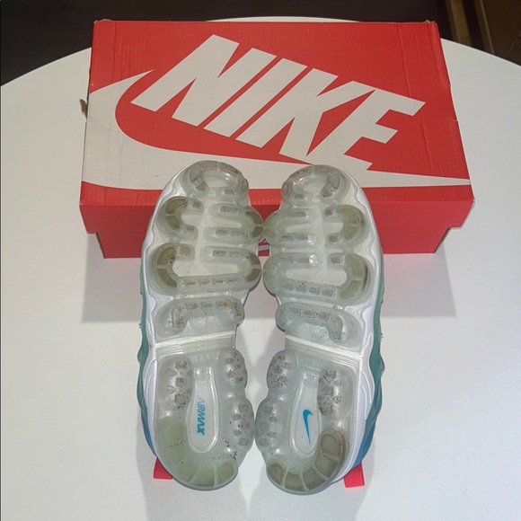 Nike Air VaporMax Plus “Mint Foam Laser Blue” Women’s Size 6 - Picture 7 of 9